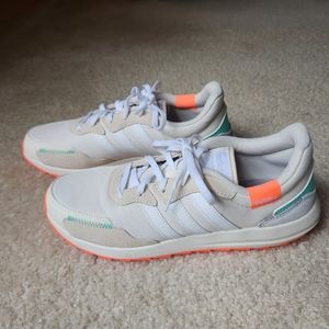 Adidas Retrorun Running Sneakers Women's Shoes Sz 8 EH1858